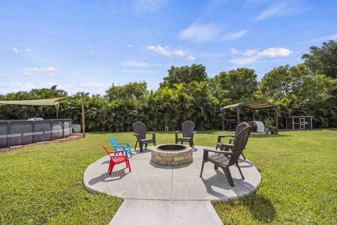 Active With Contract: $712,000 (3 beds, 2 baths, 2322 Square Feet)