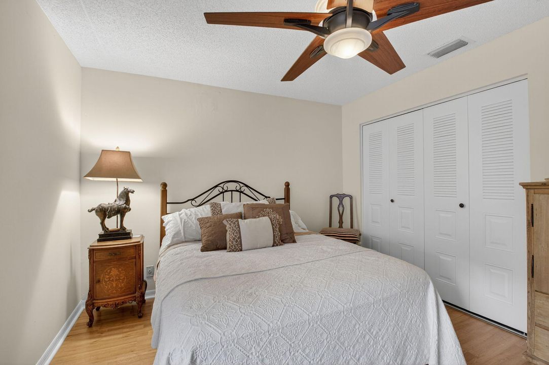 For Sale: $465,000 (2 beds, 2 baths, 1908 Square Feet)