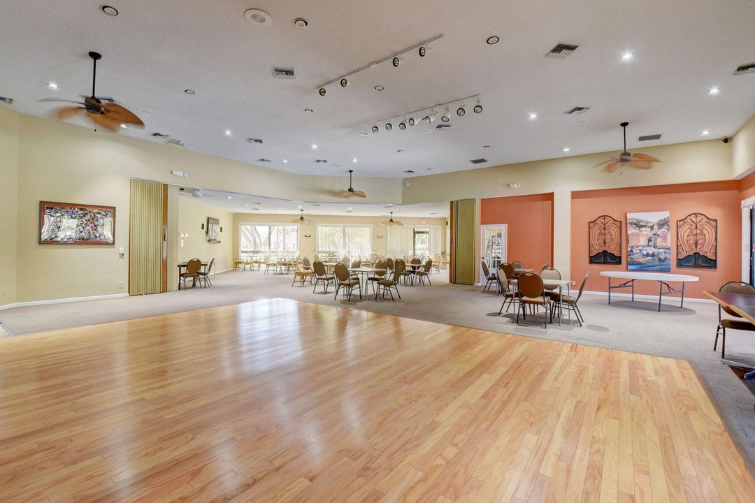 For Sale: $465,000 (2 beds, 2 baths, 1908 Square Feet)