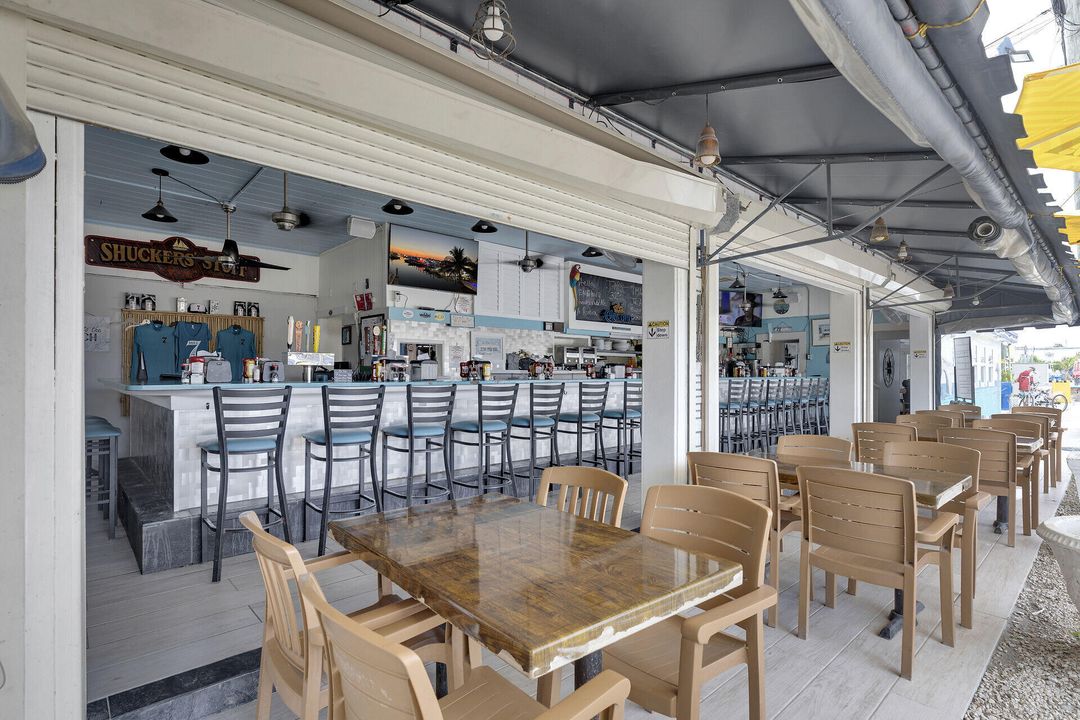 待售: $3,500,000 (0 贝兹, 0 浴室, 2192 平方英尺)