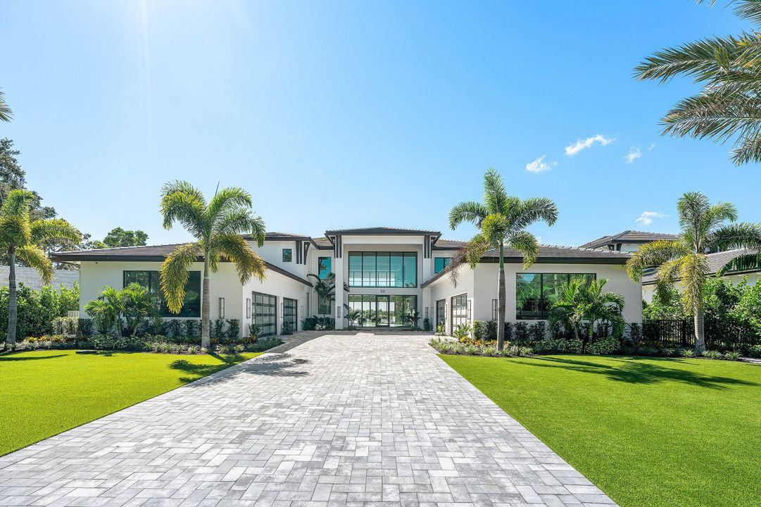 For Sale: $16,950,000 (5 beds, 6 baths, 9137 Square Feet)