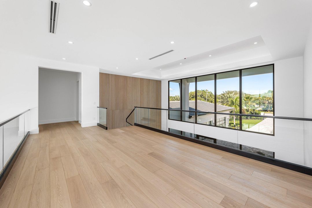 For Sale: $16,950,000 (5 beds, 6 baths, 9137 Square Feet)