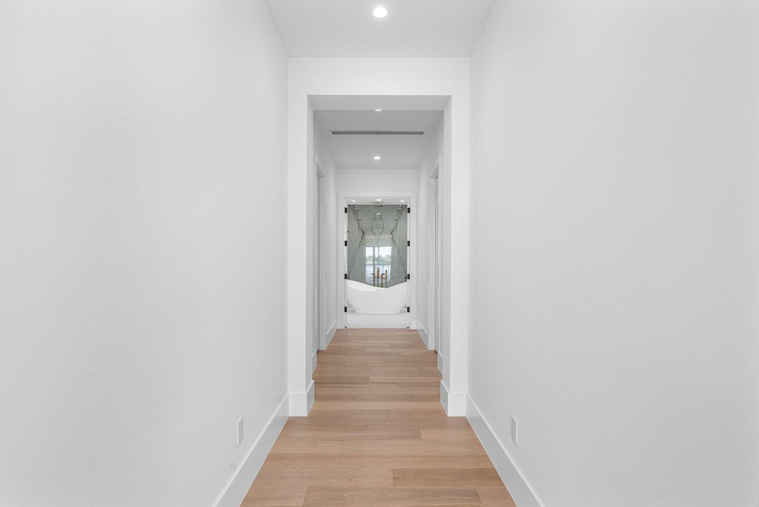 For Sale: $16,950,000 (5 beds, 6 baths, 9137 Square Feet)