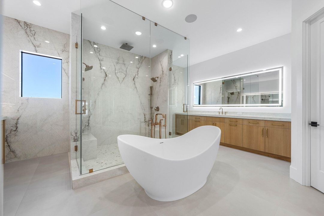 For Sale: $16,950,000 (5 beds, 6 baths, 9137 Square Feet)