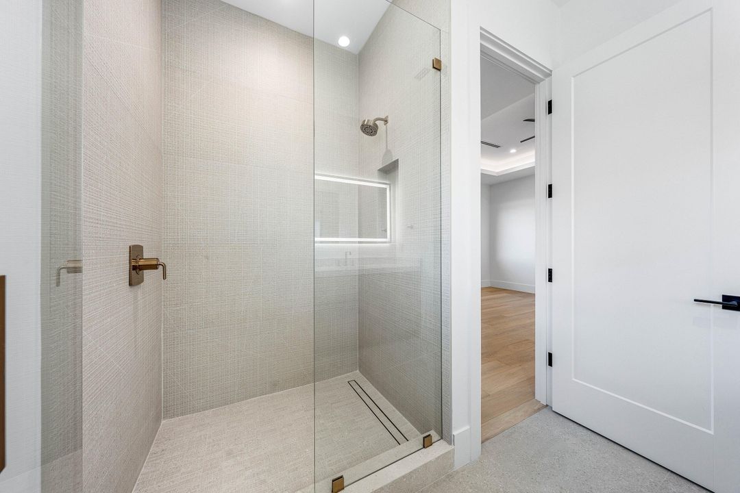 For Sale: $16,950,000 (5 beds, 6 baths, 9137 Square Feet)