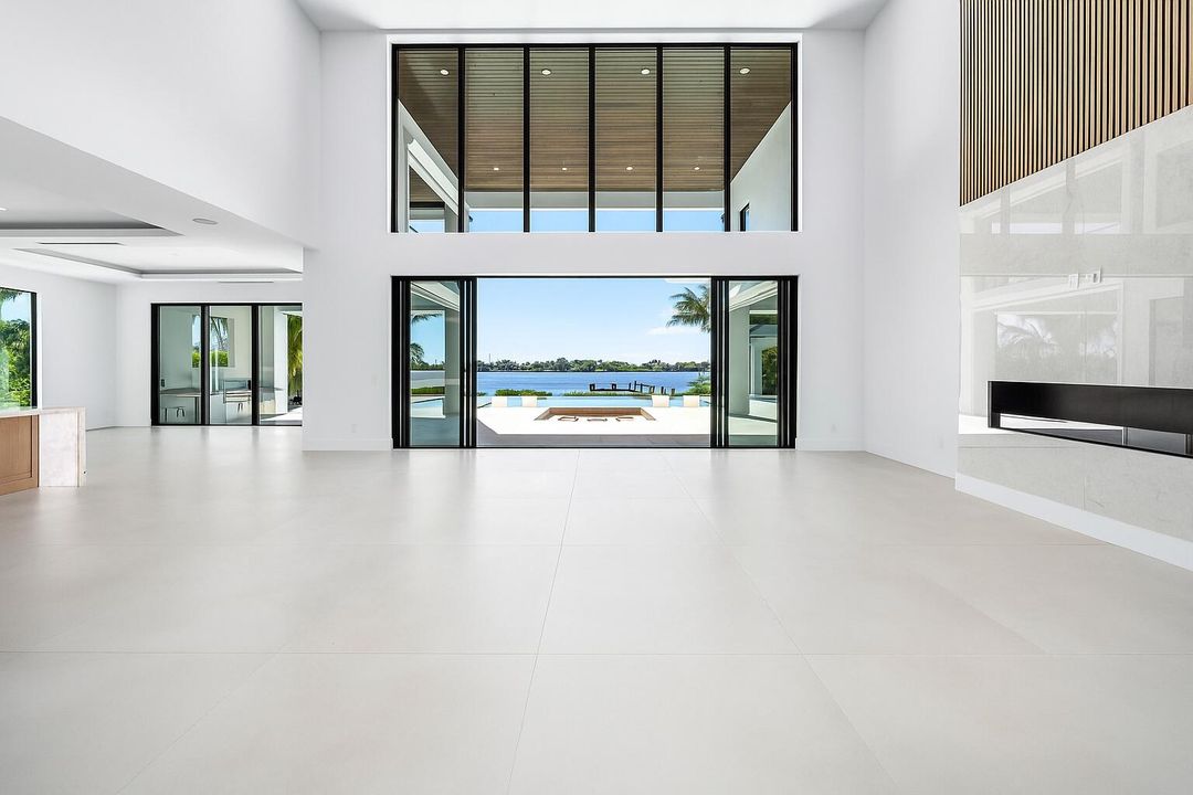 For Sale: $16,950,000 (5 beds, 6 baths, 9137 Square Feet)