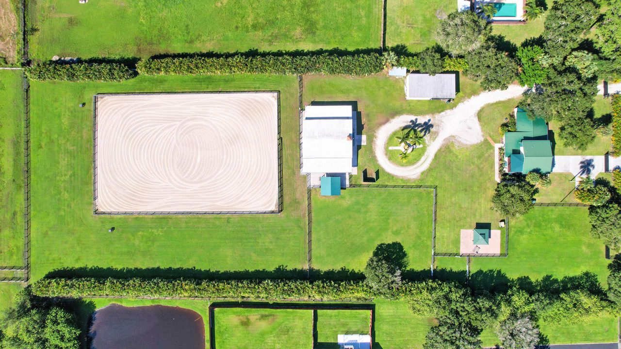 For Sale: $1,325,000 (5 beds, 3 baths, 2730 Square Feet)