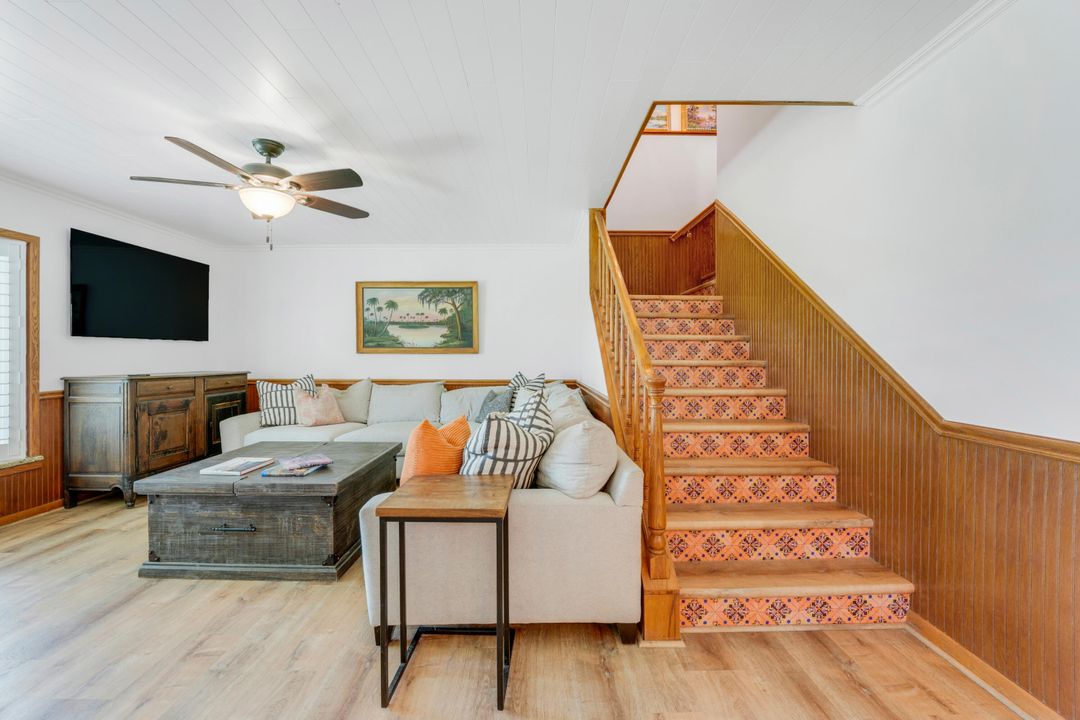 For Sale: $1,325,000 (5 beds, 3 baths, 2730 Square Feet)