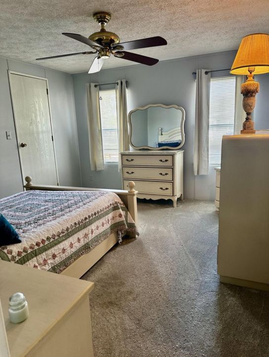 На продажу: $193,500 (3 спален, 2 ванн, 1512 Квадратных фут)