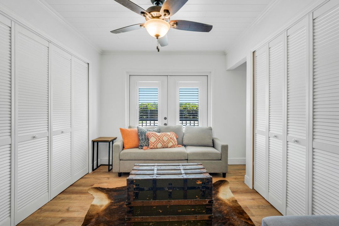 For Sale: $1,325,000 (5 beds, 3 baths, 2730 Square Feet)