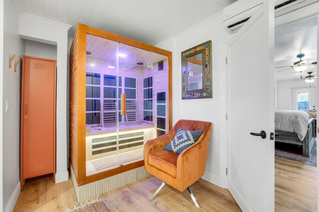 For Sale: $1,325,000 (5 beds, 3 baths, 2730 Square Feet)