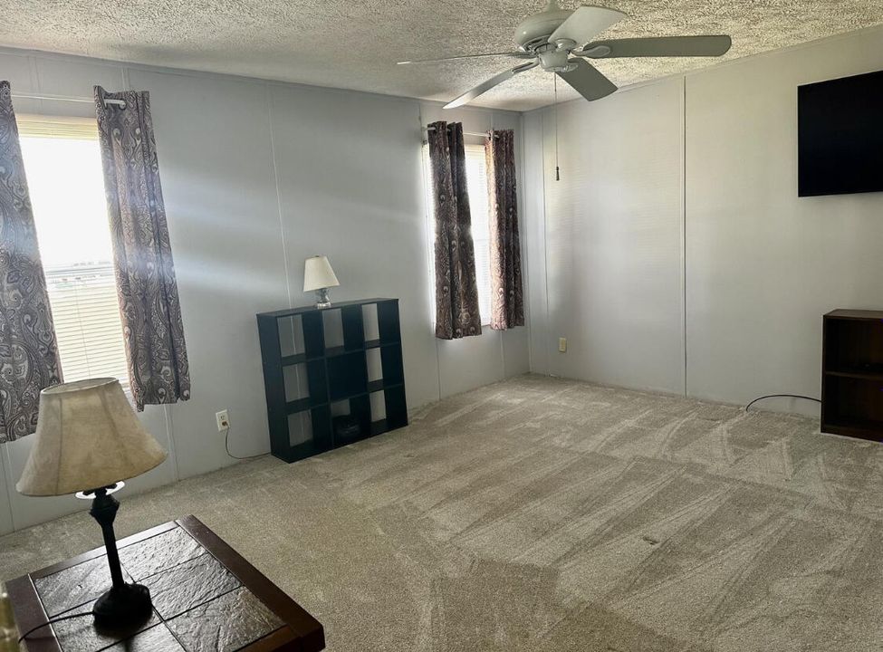 На продажу: $193,500 (3 спален, 2 ванн, 1512 Квадратных фут)