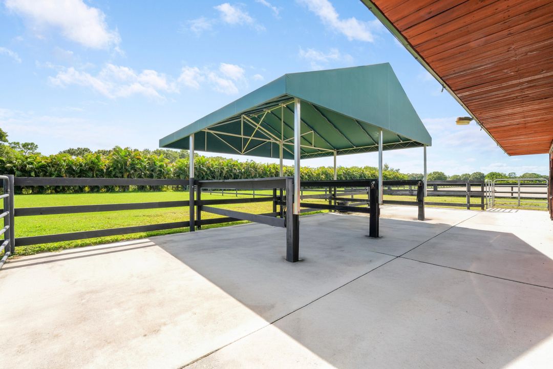 For Sale: $1,325,000 (5 beds, 3 baths, 2730 Square Feet)