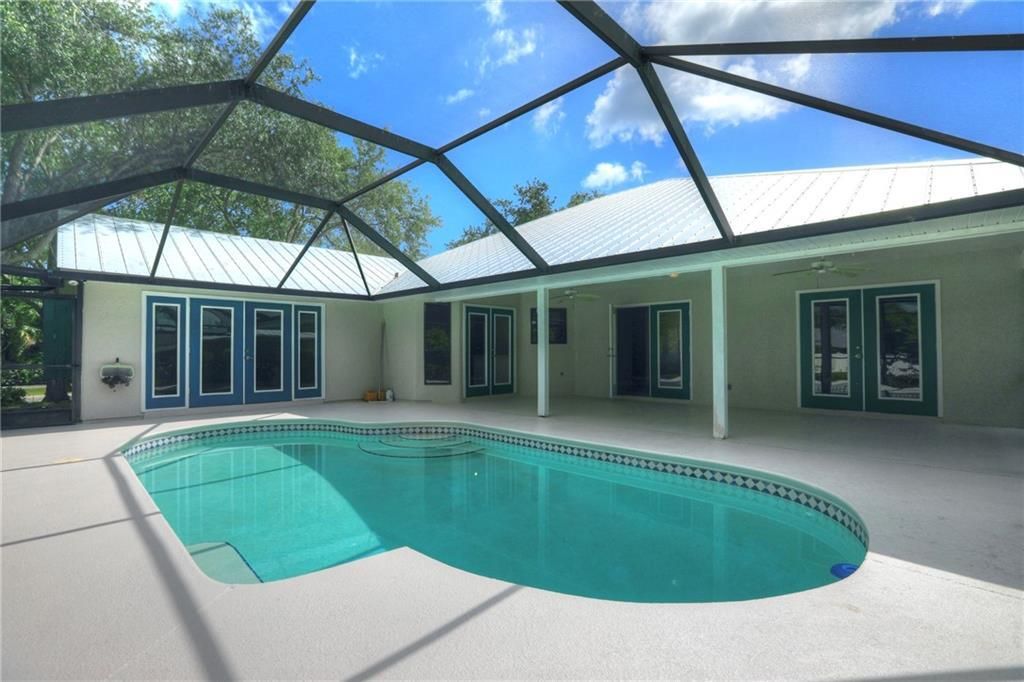 Active With Contract: $505,000 (3 beds, 3 baths, 2009 Square Feet)