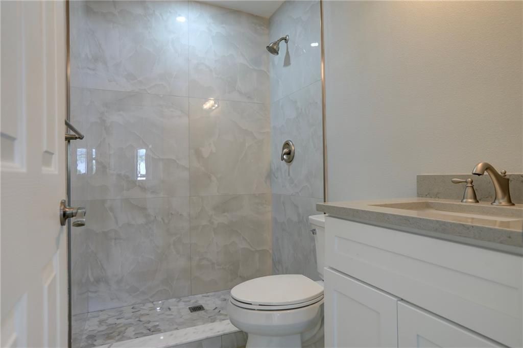 Active With Contract: $505,000 (3 beds, 3 baths, 2009 Square Feet)