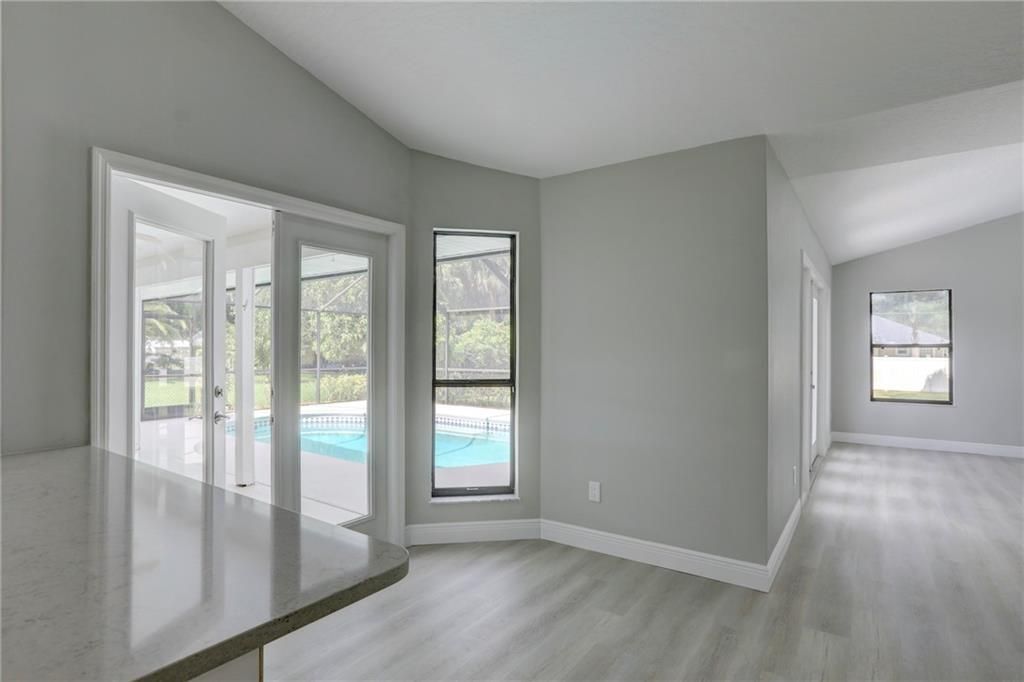 Active With Contract: $505,000 (3 beds, 3 baths, 2009 Square Feet)