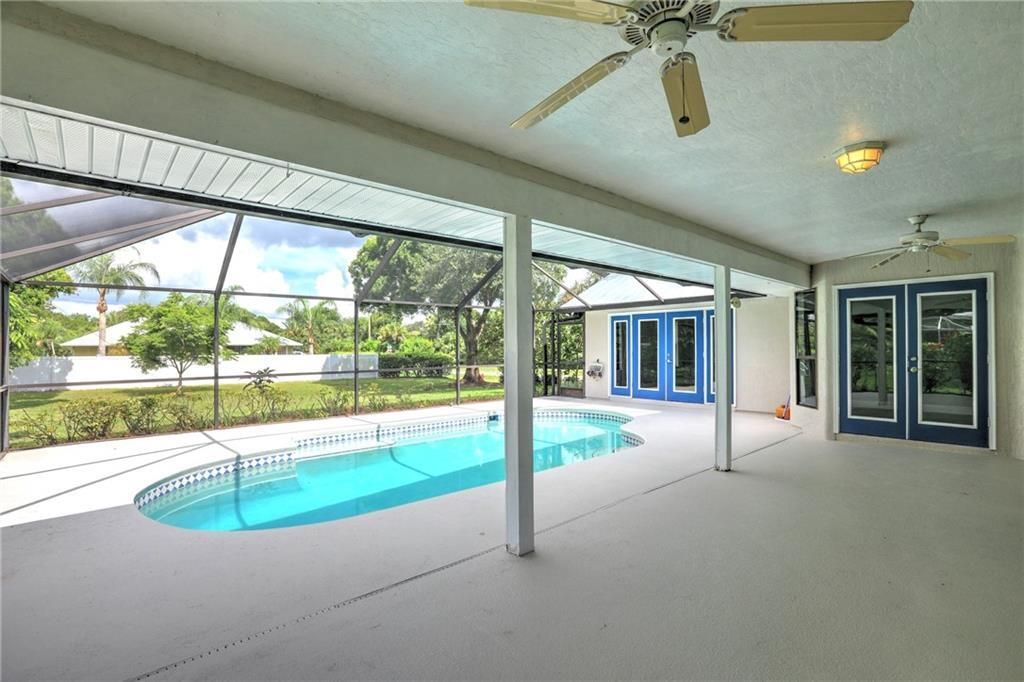 Active With Contract: $505,000 (3 beds, 3 baths, 2009 Square Feet)