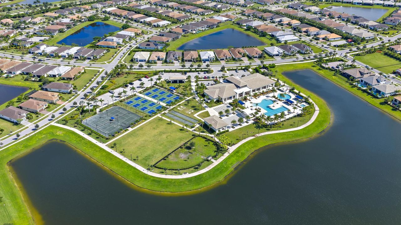 В аренду: $3,500 (3 спален, 2 ванн, 2110 Квадратных фут)