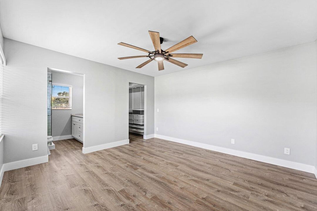 For Sale: $315,000 (2 beds, 2 baths, 1374 Square Feet)