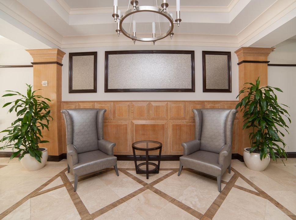 Под контрактом: $5,500 (2 спален, 2 ванн, 1082 Квадратных фут)