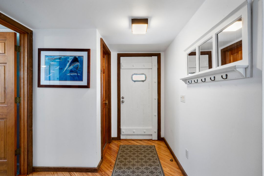 Activo con contrato: $679,000 (3 camas, 3 baños, 2062 Pies cuadrados)