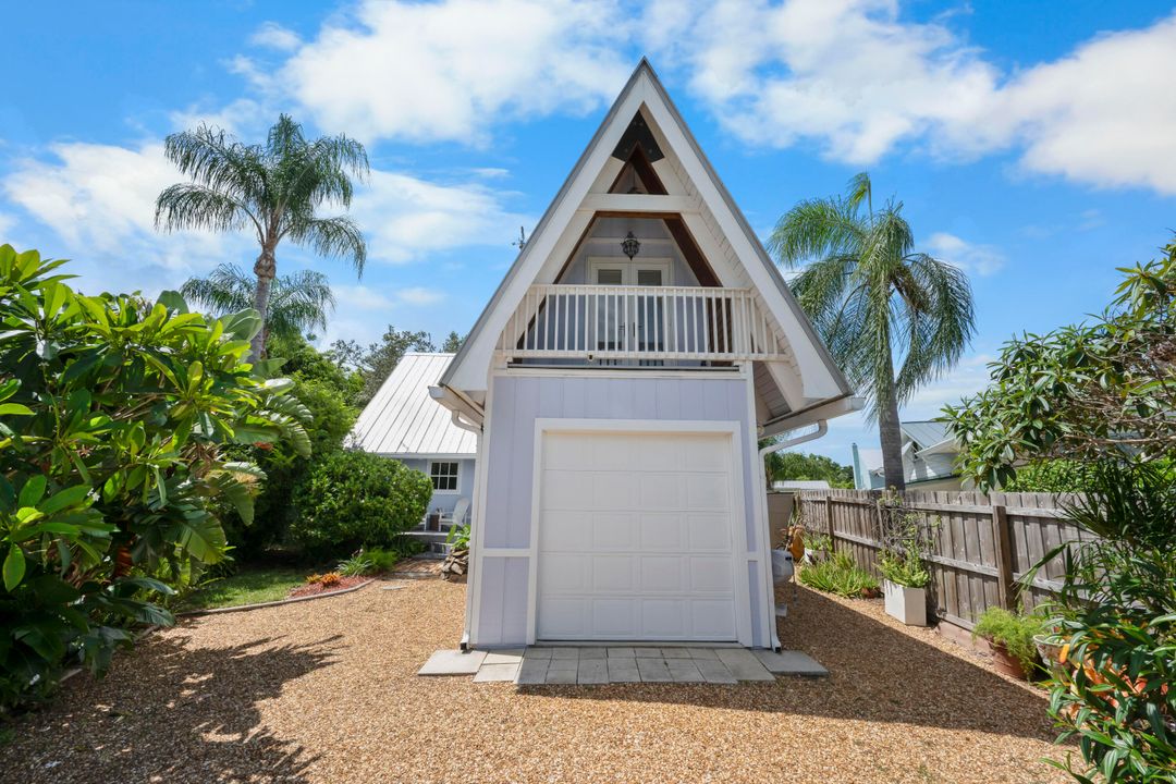 Activo con contrato: $679,000 (3 camas, 3 baños, 2062 Pies cuadrados)