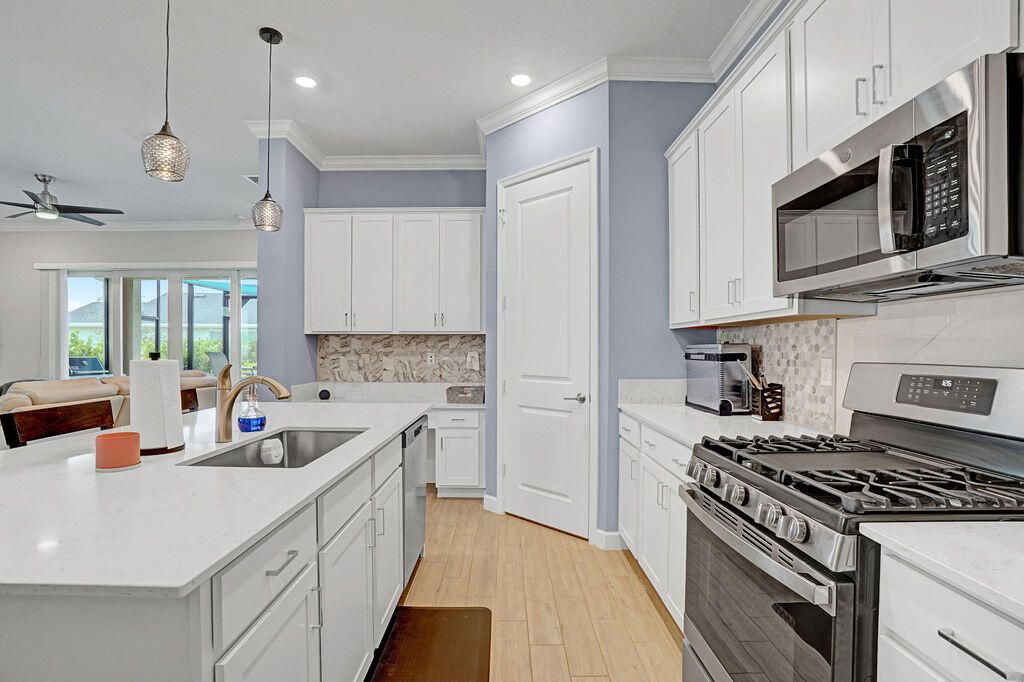 待售: $487,777 (3 贝兹, 3 浴室, 2032 平方英尺)