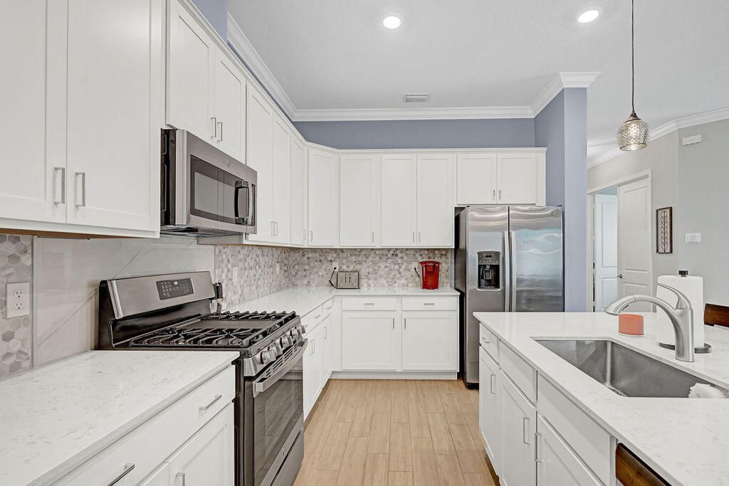 待售: $487,777 (3 贝兹, 3 浴室, 2032 平方英尺)