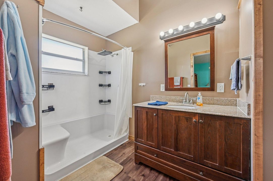 Active With Contract: $350,000 (3 beds, 2 baths, 1552 Square Feet)