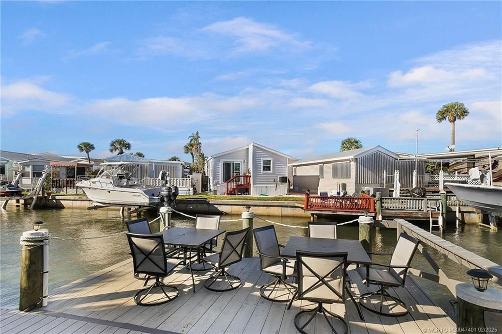 На продажу: $519,000 (2 спален, 1 ванн, 923 Квадратных фут)