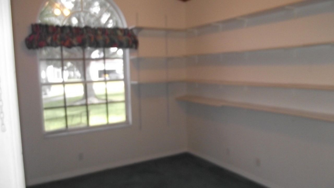 For Sale: $835,000 (5 beds, 3 baths, 3014 Square Feet)