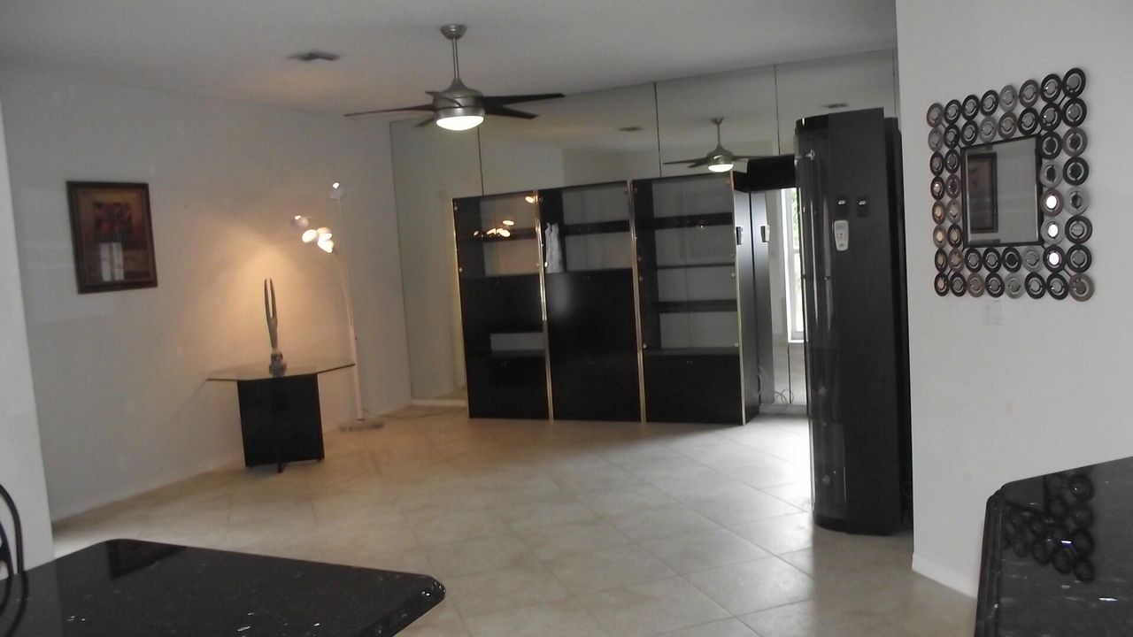 For Sale: $835,000 (5 beds, 3 baths, 3014 Square Feet)