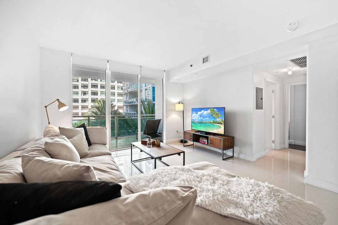 Activo con contrato: $475,000 (1 camas, 1 baños, 774 Pies cuadrados)