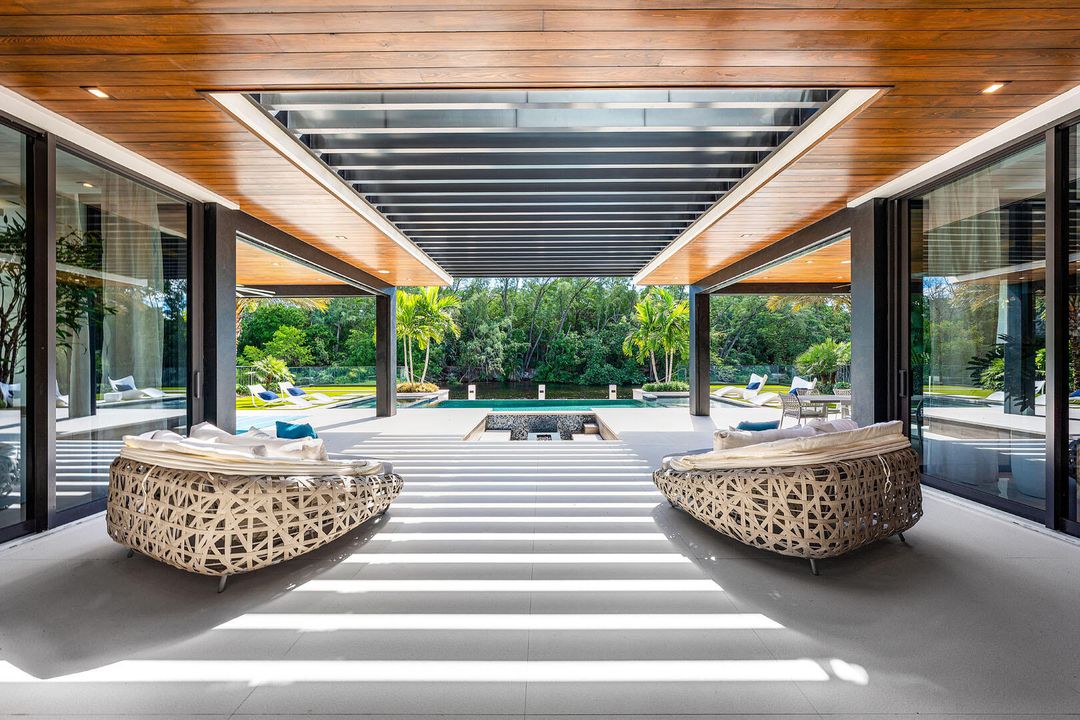 For Sale: $22,795,000 (6 beds, 8 baths, 9029 Square Feet)