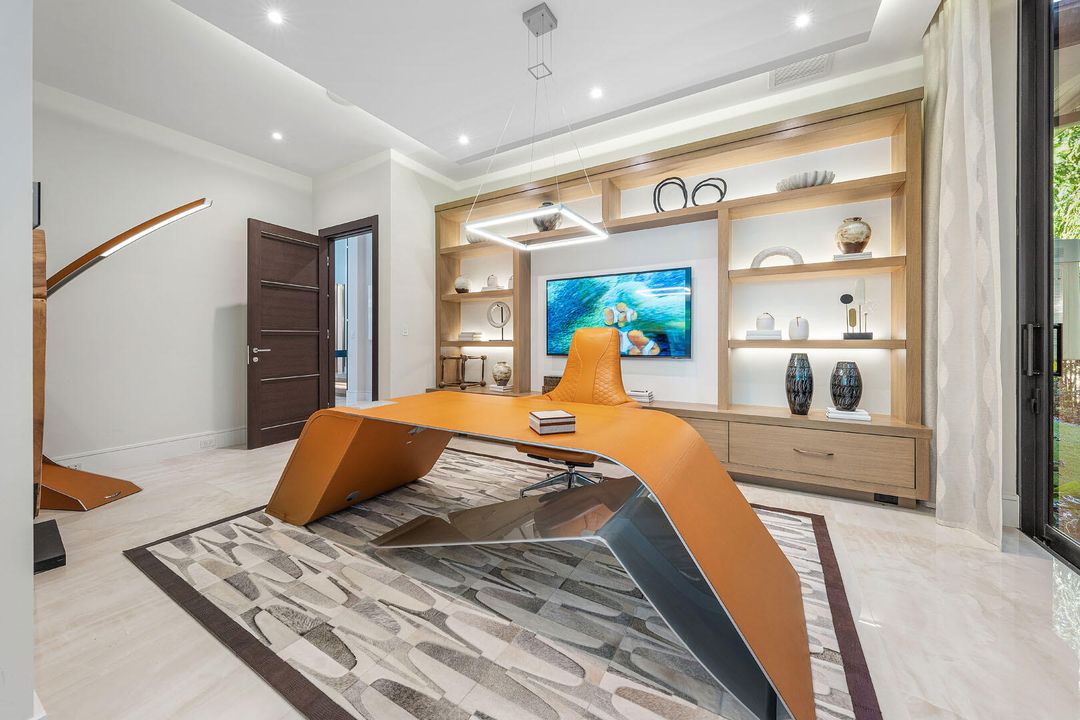 For Sale: $22,795,000 (6 beds, 8 baths, 9029 Square Feet)