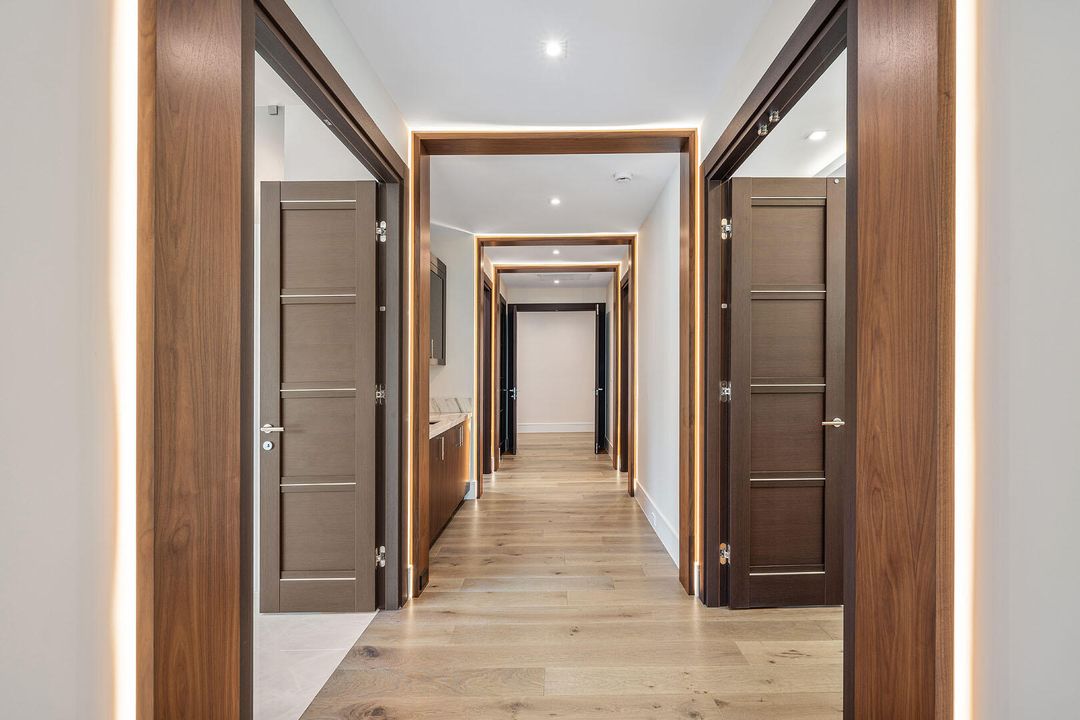 For Sale: $22,795,000 (6 beds, 8 baths, 9029 Square Feet)