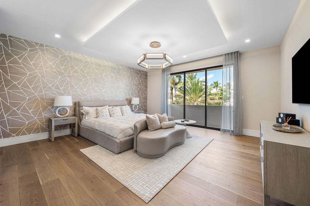 For Sale: $22,795,000 (6 beds, 8 baths, 9029 Square Feet)