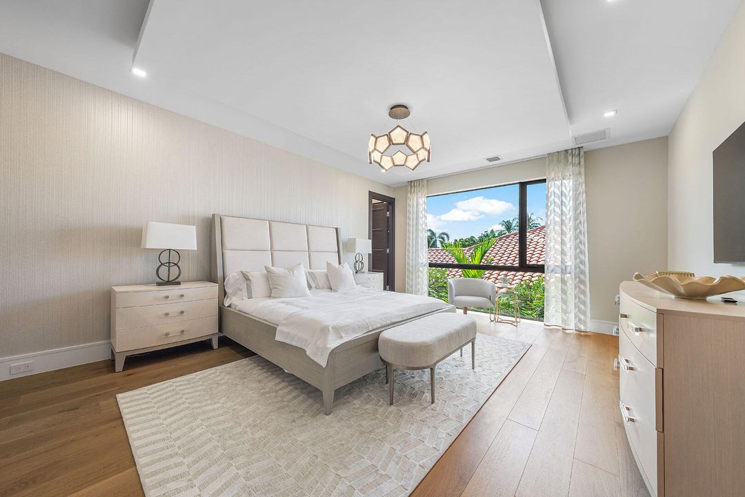 For Sale: $22,795,000 (6 beds, 8 baths, 9029 Square Feet)