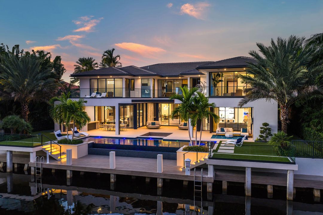 For Sale: $22,795,000 (6 beds, 8 baths, 9029 Square Feet)