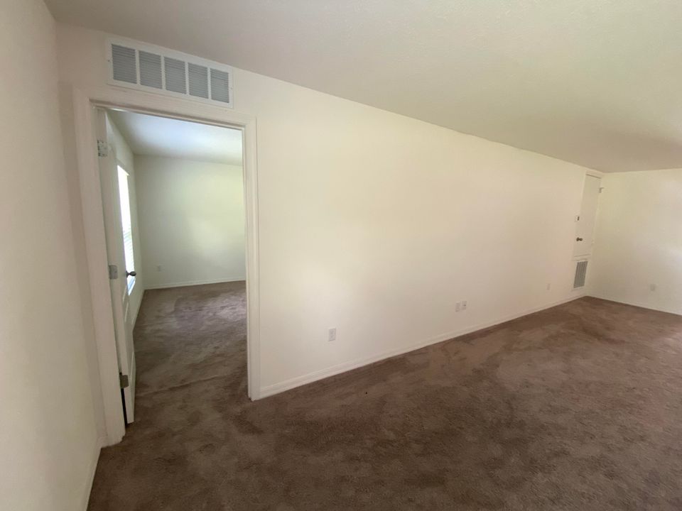 待售: $362,900 (4 贝兹, 2 浴室, 1836 平方英尺)