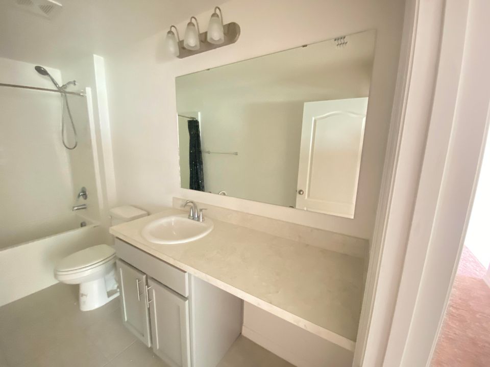 待售: $362,900 (4 贝兹, 2 浴室, 1836 平方英尺)