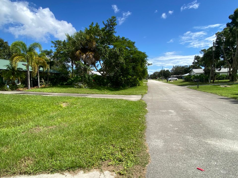 待售: $362,900 (4 贝兹, 2 浴室, 1836 平方英尺)