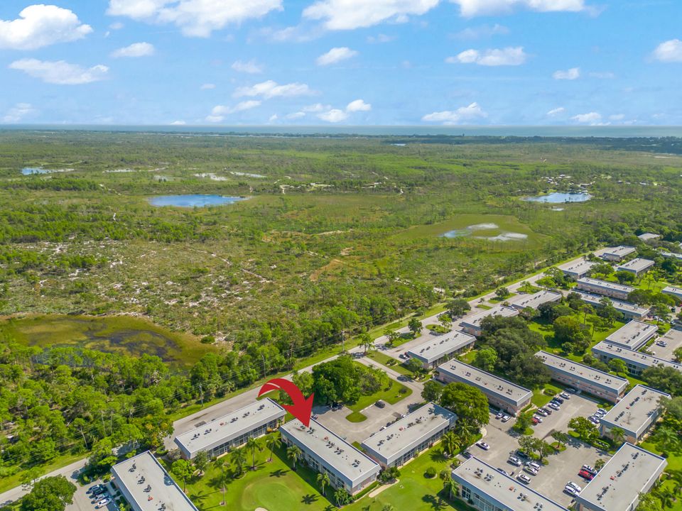 出租: $2,200 (2 贝兹, 2 浴室, 891 平方英尺)