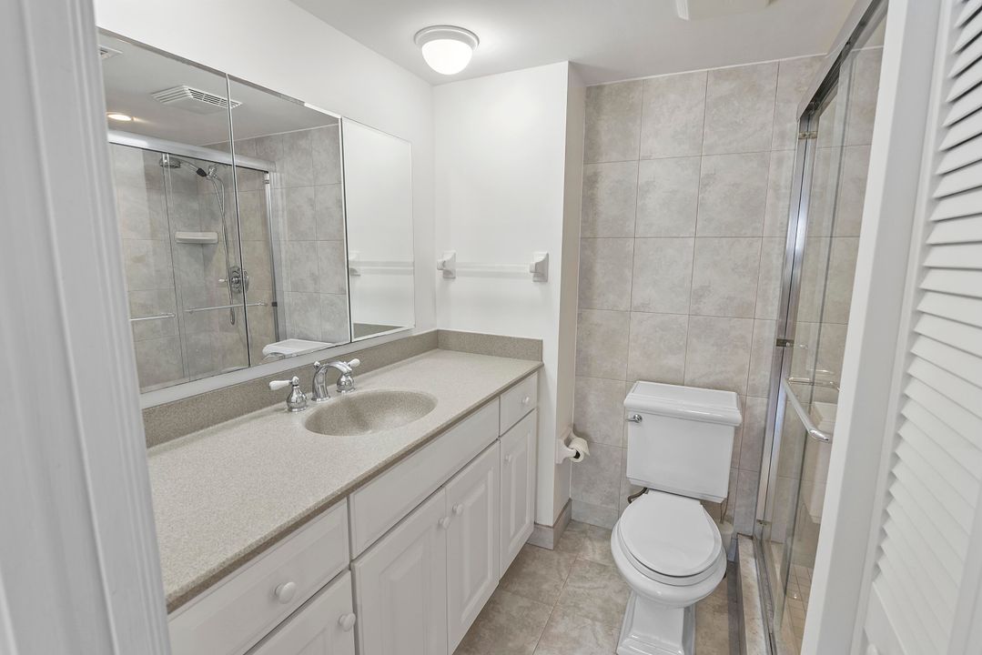 For Sale: $547,500 (2 beds, 2 baths, 1201 Square Feet)
