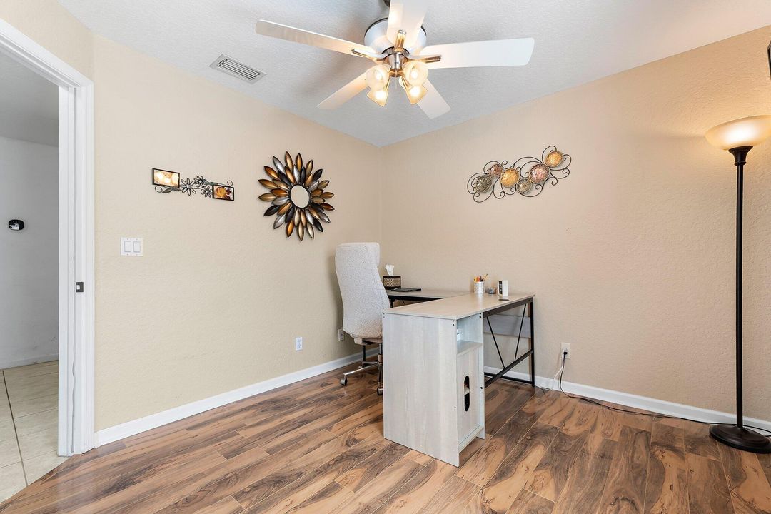 Active With Contract: $550,000 (3 beds, 2 baths, 1376 Square Feet)