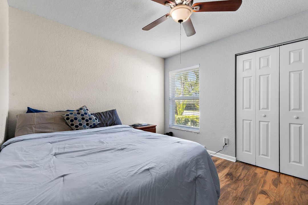 Active With Contract: $550,000 (3 beds, 2 baths, 1376 Square Feet)