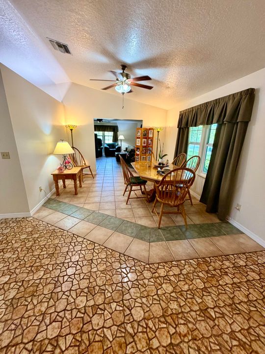 For Sale: $675,000 (4 beds, 3 baths, 2827 Square Feet)