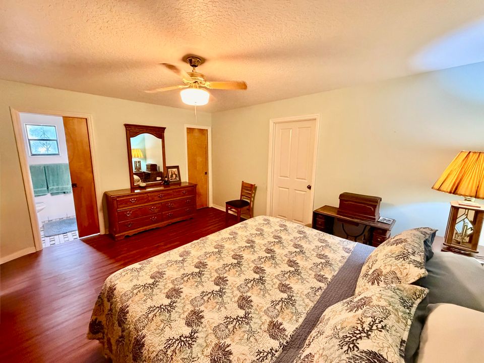 For Sale: $675,000 (4 beds, 3 baths, 2827 Square Feet)