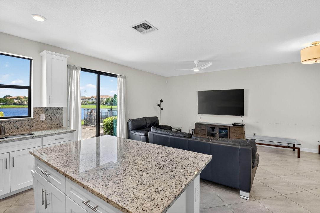 Active With Contract: $599,900 (4 beds, 3 baths, 2008 Square Feet)