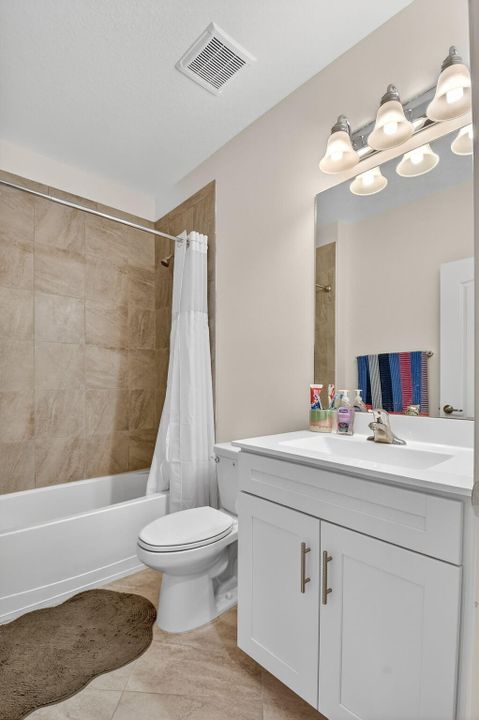 Active With Contract: $599,900 (4 beds, 3 baths, 2008 Square Feet)